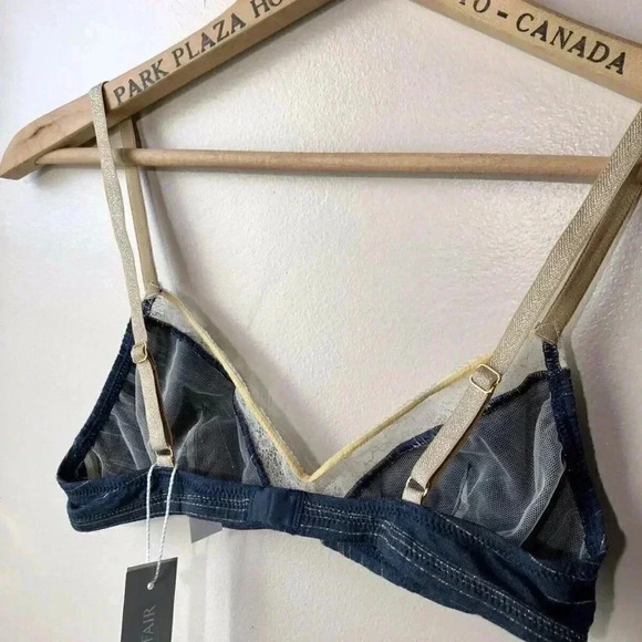 VANITY FAIR Bralette Size 30A NWT - Picture 5 of 6